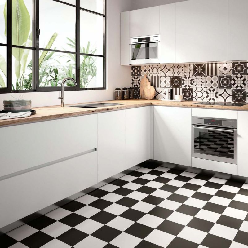 carrelage effet carreaux de ciment Palazzesi Black & White pour une crédence de cuisine