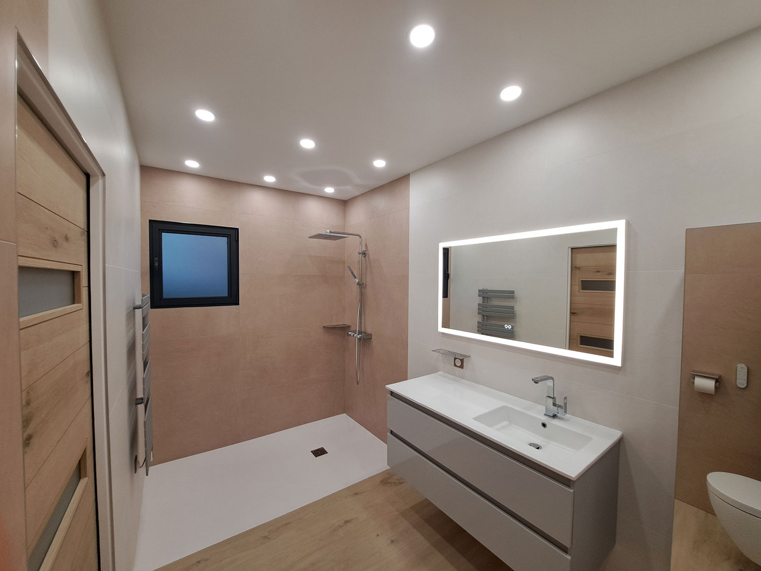 Rénovation salle de bain avec des matériaux de qualité