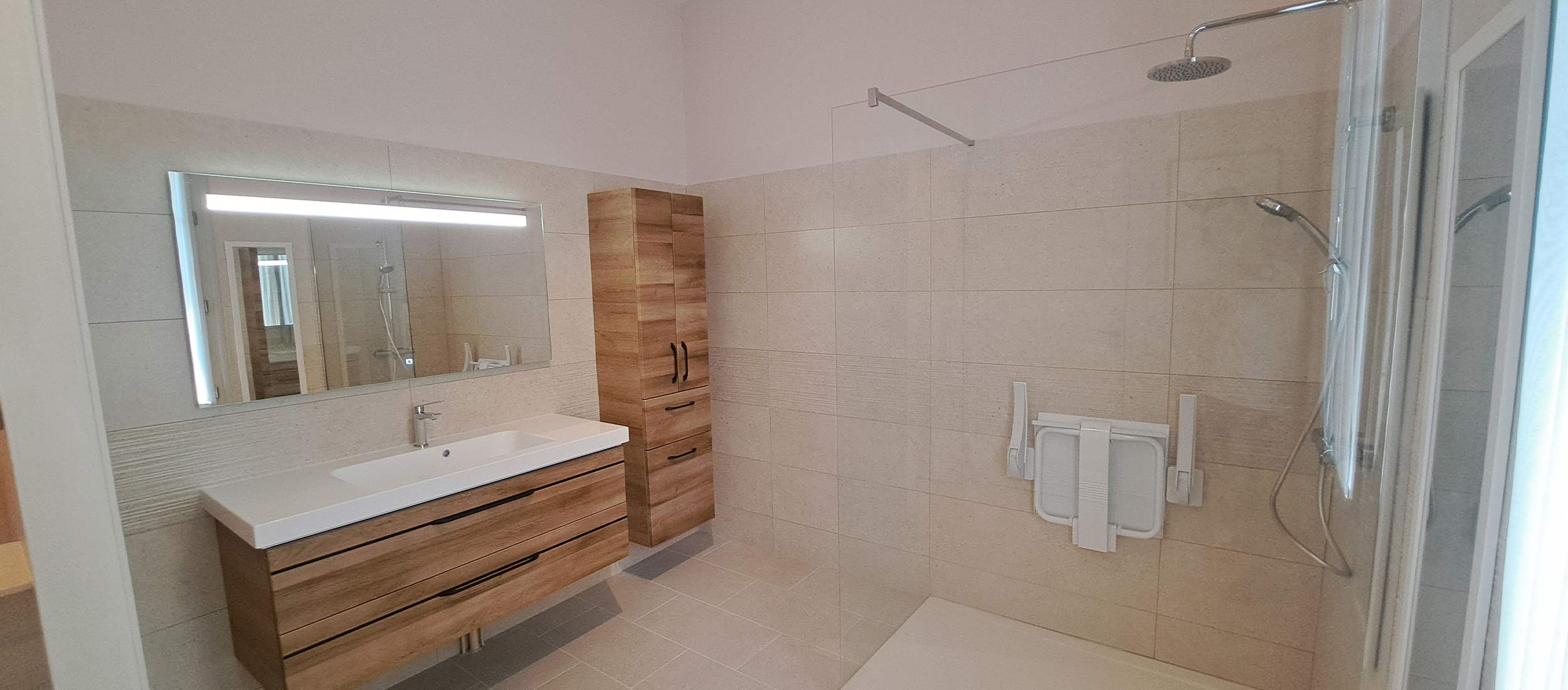 Une rénovation de salle de bain par Decomat à Bergerac 