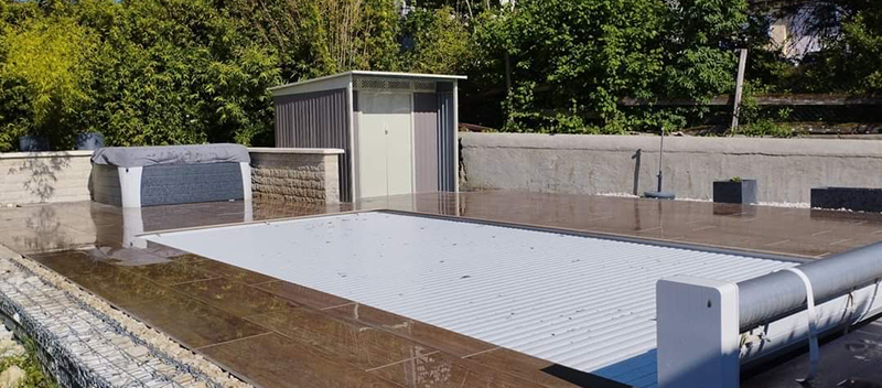 Nouvelle piscine terrasse réalisé par Le Carrelage Bugiste - Extérieur